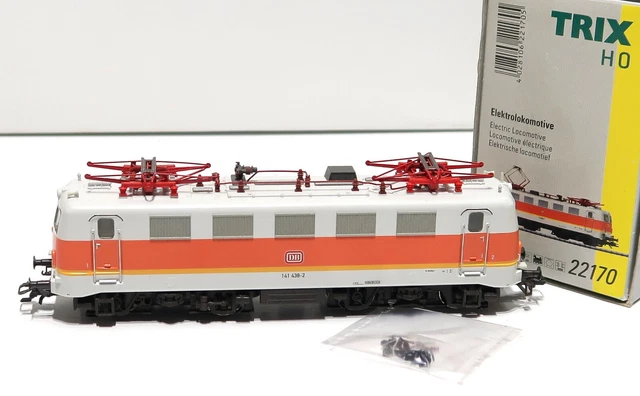 TRIX LOCOMOTIVE DIESEL BR 218 DB 22218 DIGITAL SON NEUF et RARE EUR 280
