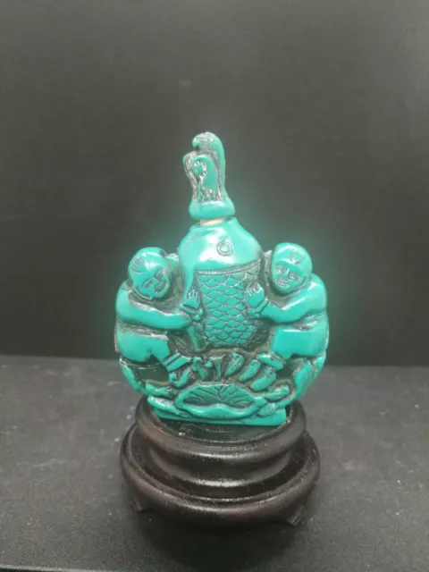 Vintage Chinese Handmade Carving Snuff Bottle