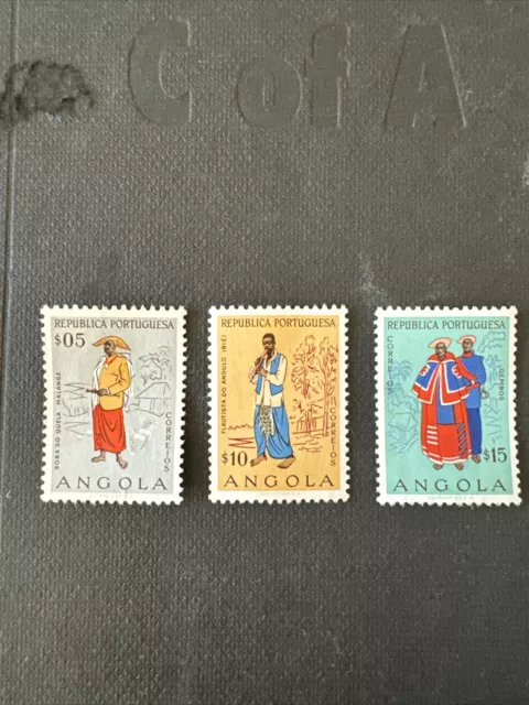 MUH a set of 3 stamps " PEOPLE " Angola 2000