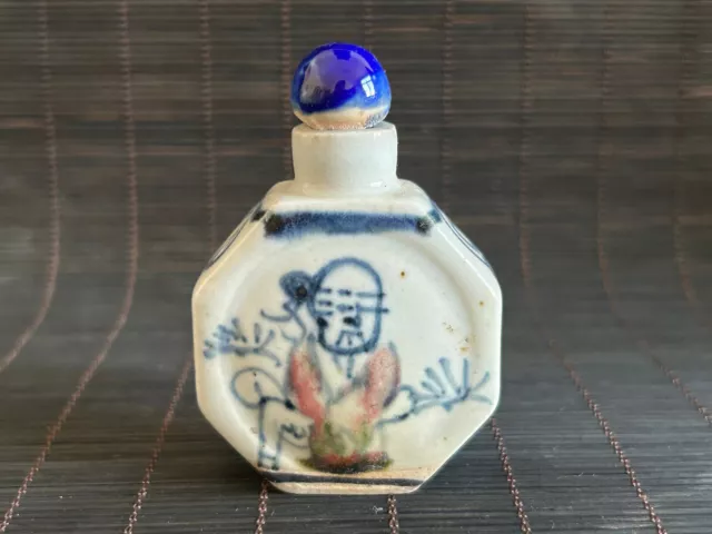 old Chinese blue and white porcelain hand painting figure pattern snuff bottle