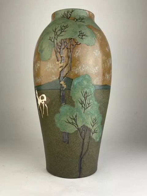 Japanese Kinkozan pottery vase. A tall slender vase