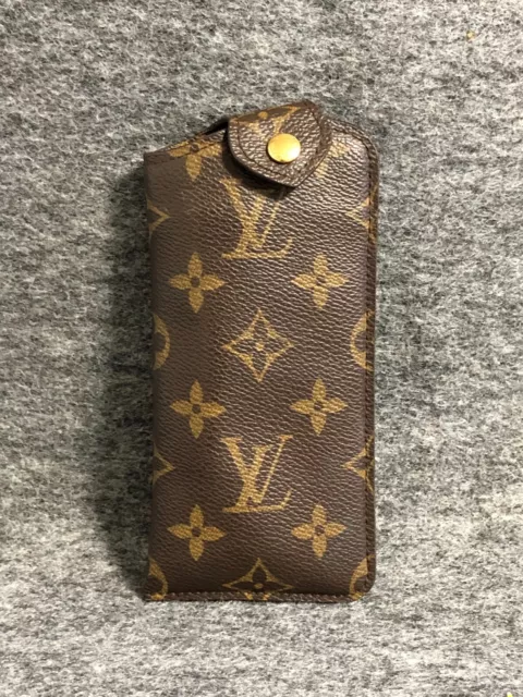 Authentic Louis Vuitton Monogram Glasses Case Etui Lunettes PM M66545