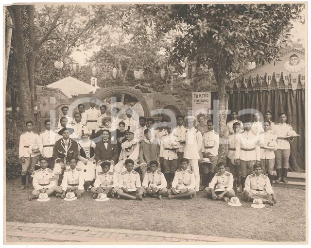 1920 ca BANGKOK - TEATRO ITALIANO - Compagnia in costume *Foto RARA 28x23 (4)