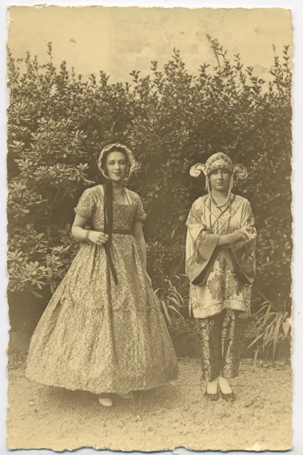 BP463 Carte Photo vintage card RPPC Femme mode fashion déguisement