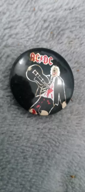 Ac/dc Rare Old 25mm Pin Badge