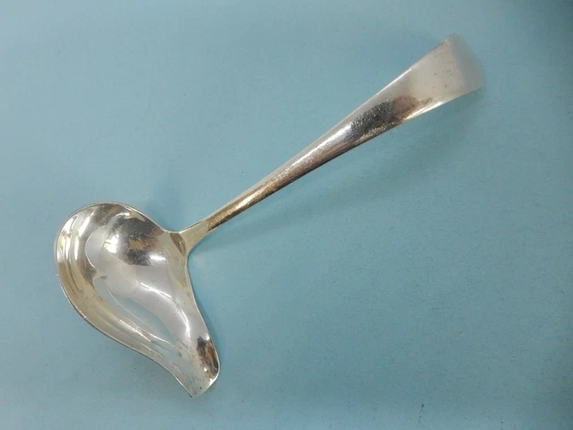 Hallmarked SILVER Side Lipped Pouring SAUCE LADLE. Viners, Sheffield 1958 29g