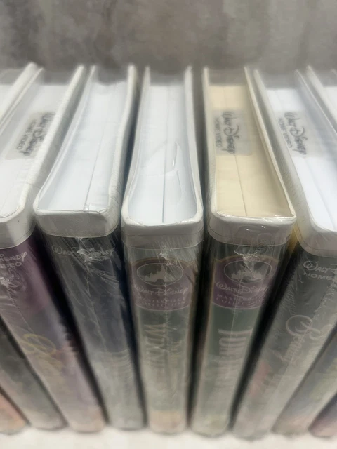 (13) SEALED DISNEY VHS Lot Clamshell Cases Masterpiece Collection ...
