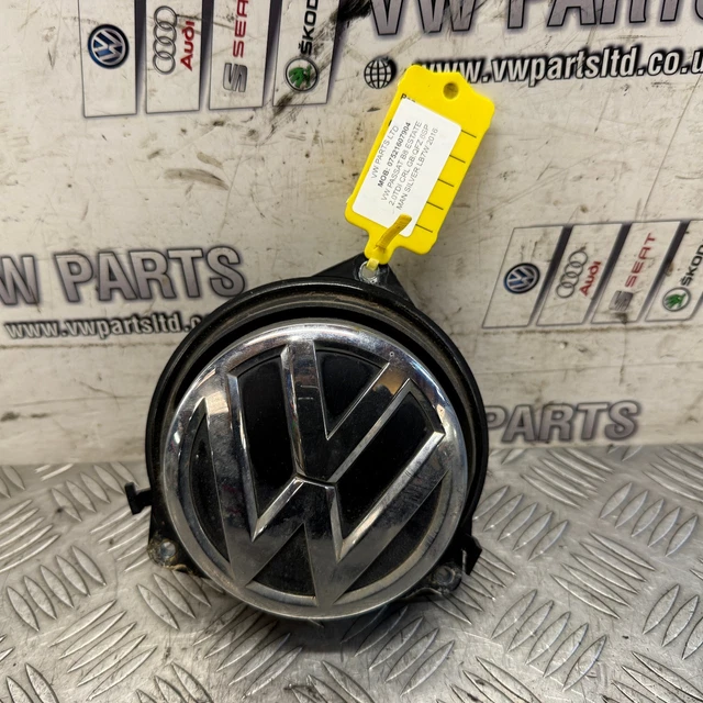 Genuine Vw Passat B8 Tailgate Boot Handle Lock Badge 3G5827469 2015-2019 Genuine Vw Passat B8 Tailgate Boot Handle Lock Badge 3G5827469 2015-2019