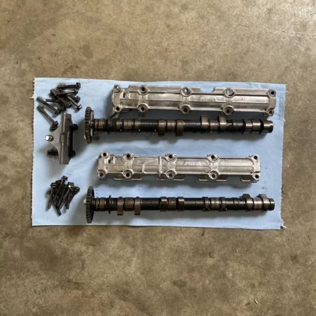 1993 - 1995 Honda CBR900RR Exhaust Intake Camshafts Set Cam Gear With Caps 1993 - 1995 Honda CBR900RR Exhaust Intake Camshafts Set Cam Gear With Caps