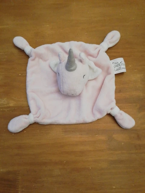 O/ Doudou Mes Petits Cailloux Plat Licorne Rose Blanc Carré Corne Argentée