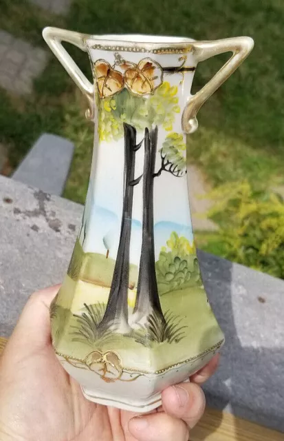 7.25" NIPPON Dual Handled SCENERY VASE HAND PAINTED w/GOLD OVERLAY MORIAGE VTG