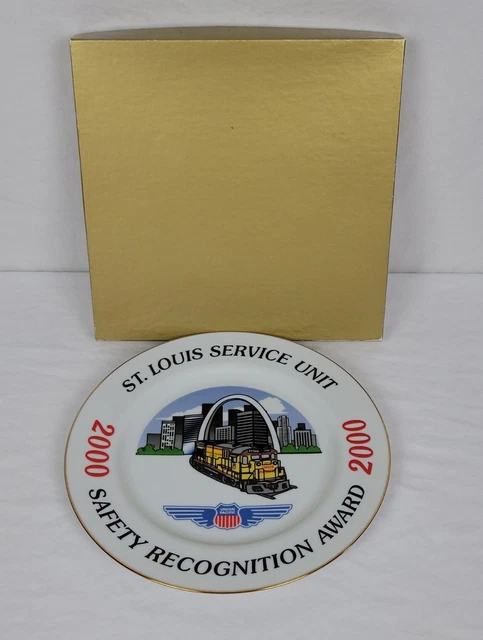 2000 Union Pacific Safety Recognition Award Railroad Plate Number 0207/1100 Box