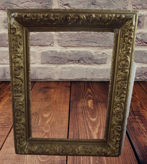 Ancien Grand Cadre Doré ecclésiastique ésotérisme  49 x 62 cm Rinceaux Floral
