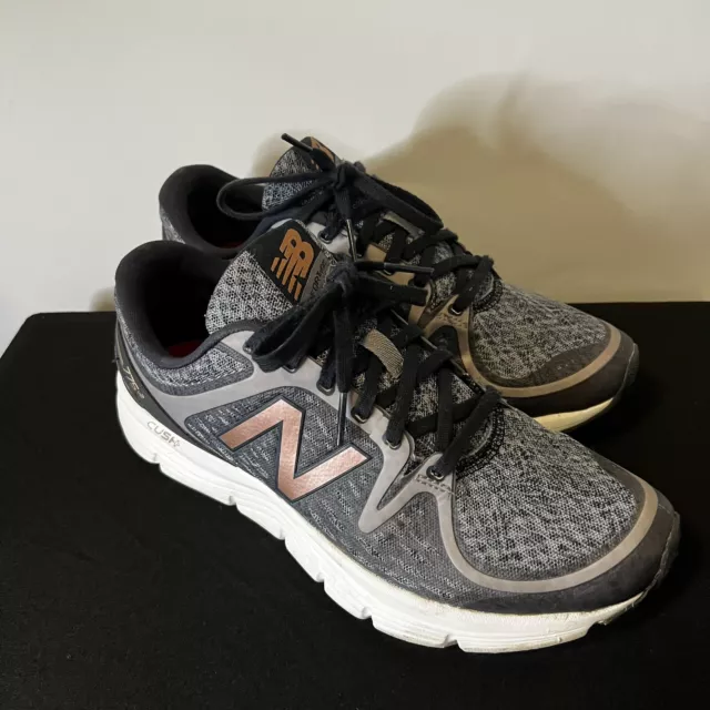 NEW BALANCE 775 V2 Cush Running Shoues Uk8.5 Trainers Dm775LT2