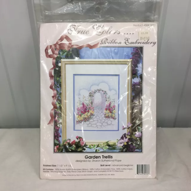 Kit de bordado de cinta enrejado de jardín colores verdaderos Sharon Pope SKR 0007 de colección