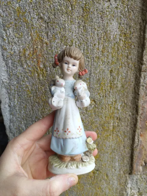 Sculpture statue figurine porcelaine Enfant biscuit porcelaine À Identifier