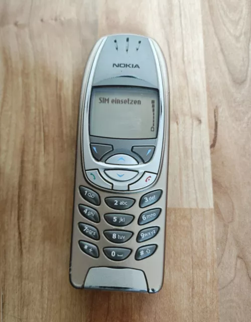 Nokia 6310i Modell NPE 1 in Gold/Silber