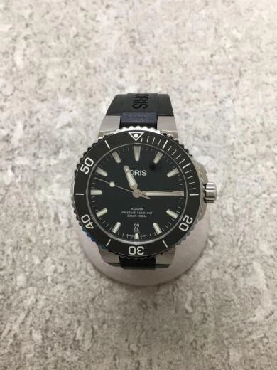 Orologio automatico ORIS/AQUIS/Numero di tracciamento allegato