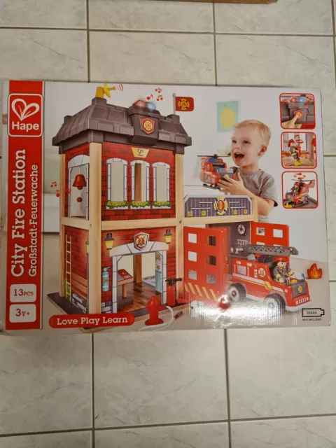 Hape Großstadt-Feuerwache Spieleset Holz Feuerwehr Für Kinder