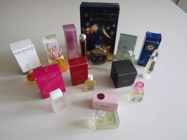 Lot 10 miniatures de parfum : Séphora, Lapidus, Nikos, Reminiscence .avec  boite