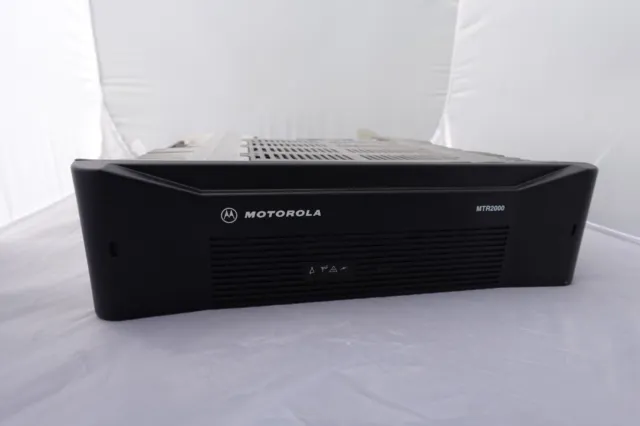 Motorola MTR2000 UHF 100 Watts 435-470 Mhz  HAM