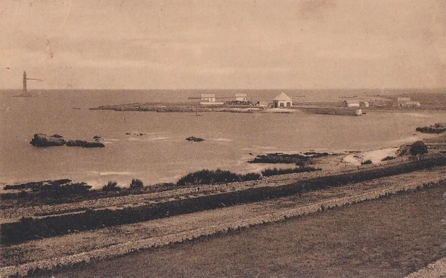 CPA 50 NORMANDY near CHERBOURG - La Hague - AUDERVILLE Port de GOURY & le Lighthouse