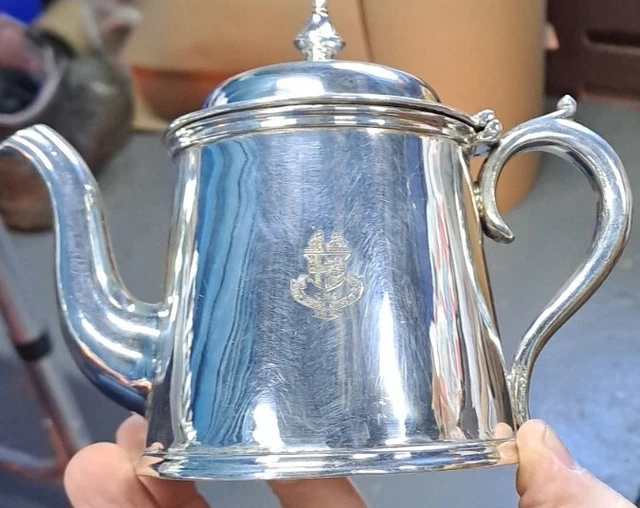 GREAT WESTERN RESTAURANT CARS SILVERPLATED TEAPOT 1/2 pint