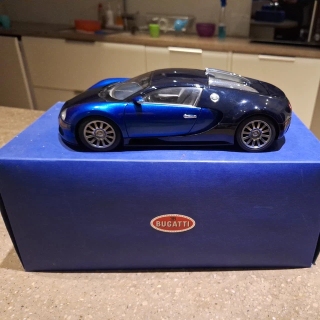 BUGATTI EB 16.4 VEYRON SHOWCAR Gris AUTOART 1:43 of reference 50902