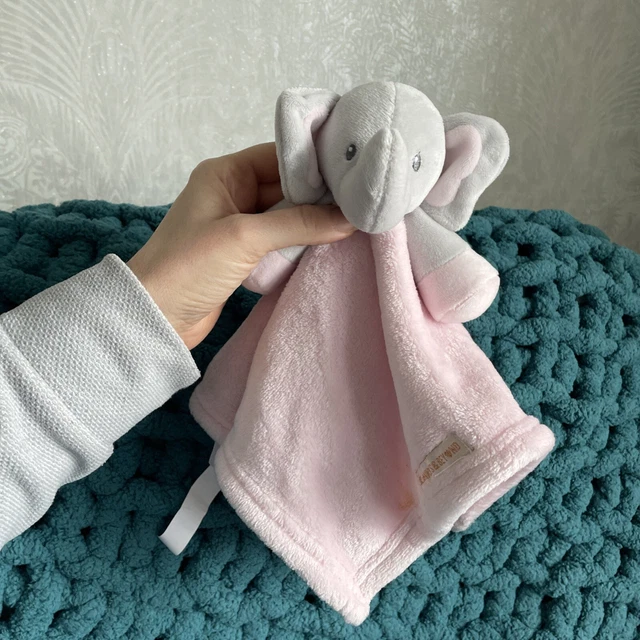 BLANKETS AND BEYOND Pink/Grey Elephant Comforter Blankie Soother Doudou £9.00 PicClick UK