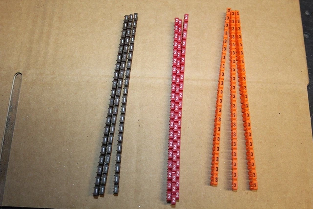 Lot De 180 Repères Numériques LEGRAND CAB 3 (1, 2, 3) - Pour Fils électriques 4-6 Mm²