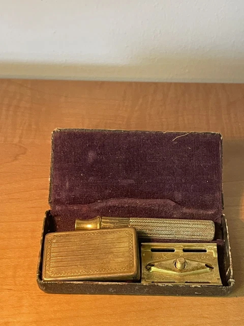 Vintage Gillette Gold Tone Safety Razor & Case Pat 1920's  Ball End & Blades