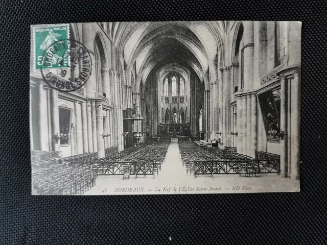 CPA 33 BORDEAUX - La Nef de l'Eglise Saint-André
