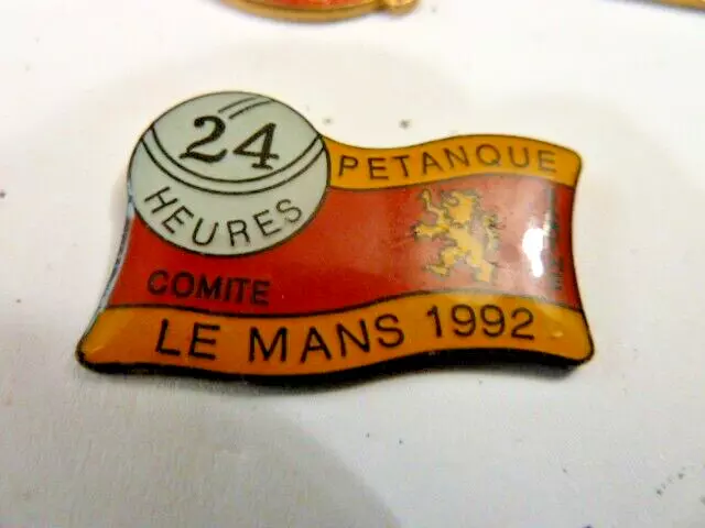 Pin' S  Vintage  Petanque /  Le  Mans  92   /  Rare