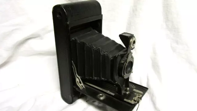 VINTAGE 1920s KODAK NO 2 FOLDING CARTRIDGE HAWKEYE MODEL C CAMERA