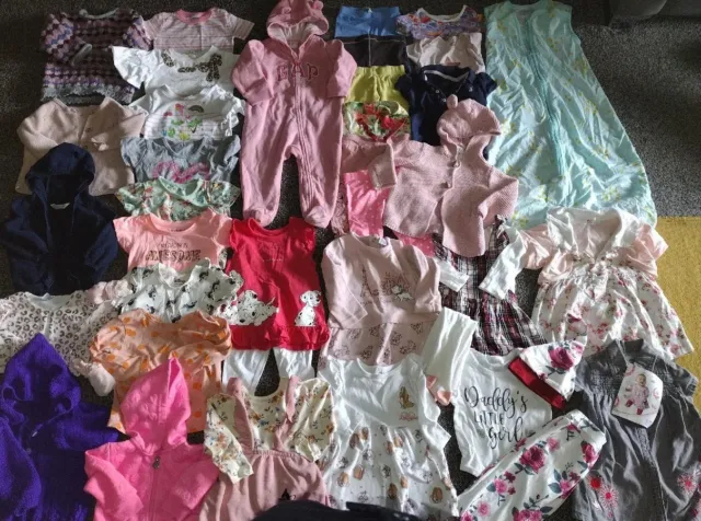 Baby Girls 6-9 Months HUGE Bundle Tops,Dresses, Leggings,Cardi's,Outfits,shoes