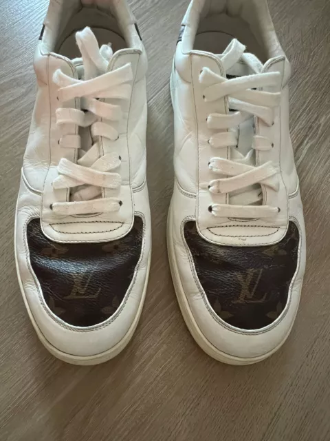 Lv trainer leather low trainers Louis Vuitton White size 10 UK in Leather -  38916003