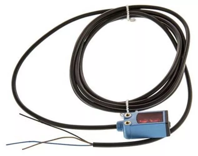 1 x Sick Diffuse Photoelectric Sensor 4 150 mm Detection Range PNP IP66, IP67 Bl