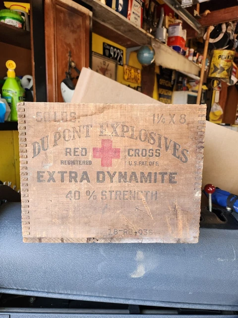 Vintage Dupont Red Cross Extra Dynamite High Explosives Dangerous Box