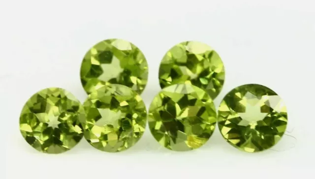 Péridot Vert Olivine Round Cut 4.6mm 2.26ct Gemme Anneau Ribbon