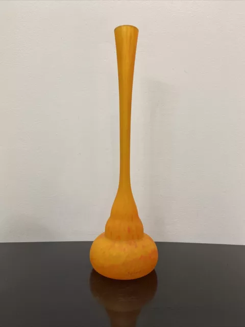 GRAND VASE SOLIFLORE en PÂTE DE VERRE Signé LORRAIN Hauteur 42 CM