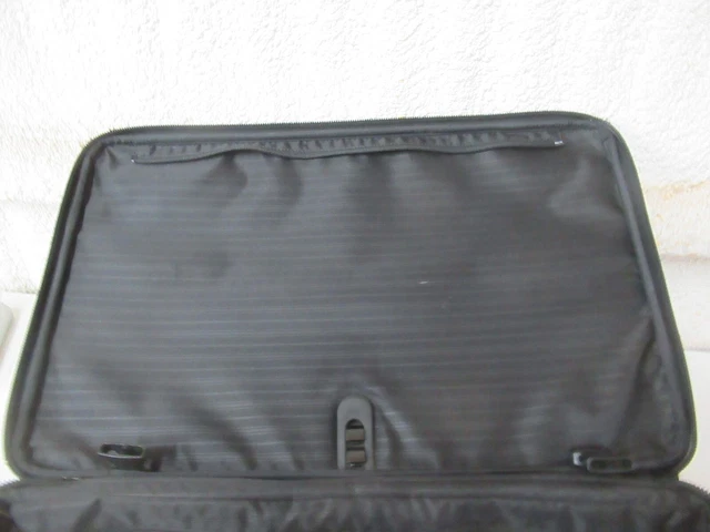 TUMI Alpha 22" Expandable Carry On Rolling Wheeled Luggage Black Model 22022DH 13