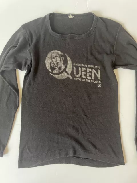 QUEEN - News of The World 1977 tour shirt