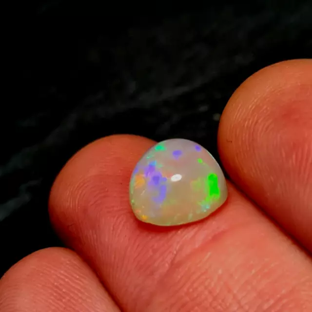 Opal Cabochon 9x9x5mm Freeform Cut 2.20ct Natural Welo Opal Gemstone