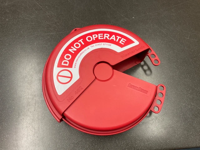 MASTER LOCK 482 Rotating Gate Valve Lockout, 4in-6-1/2in (10.2cm-16.5cm)