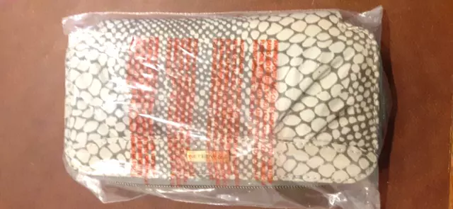 Travelon Safe[ID] RFID Blocking Protect Your Identity NIB