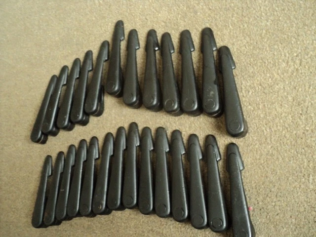 Full Set Of 26 Stair Carpet Grips /Clips  Rods