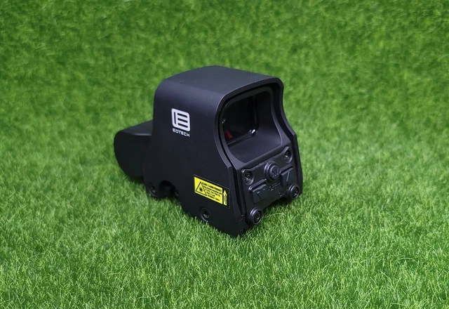 EOTech HWS Holographic Weapon Site, Red Ring/Center Aiming Dot Reticle - XPS3-0 EOTech HWS Holographic Weapon Site, Red Ring/Center Aiming Dot Reticle - XPS3-0