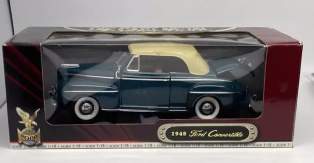 Yat Ming Road Signature 1948 Ford Convertible Car Diecast Metal 1:18 NIB