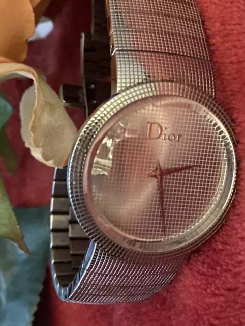 Authentic Christian Dior Woman’s Wrist Watch Round Case Quartz  Silver Analog