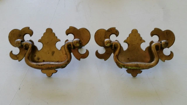 Nice Pair  Vintage Metal Drawer Pull Handle 2 1/2" Ctr To Ctr W/ Screws  (835B)